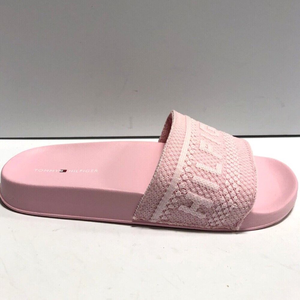 Tommy Hilfiger Women’s Dollop, Pink Slide Sandals, Size 6M.